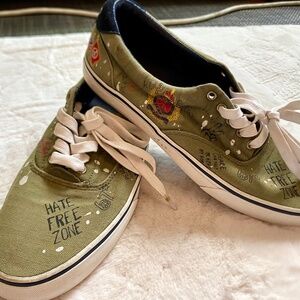 Polo Ralph Lauren Thorton Graffiti  Canvas Sneakers "Equality For All" Mens 9.5D